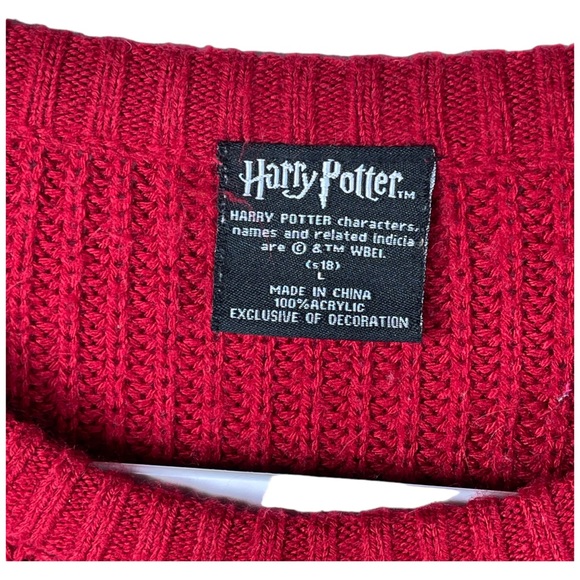Harry Potter womens size large Gryffindor house crew neck cropped sweater - Picture 4 of 6